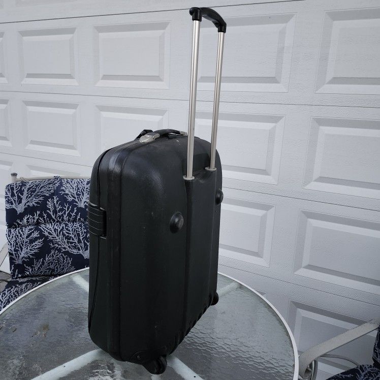 Delivery Avail  $45 Each Any Carryon Rolling Luggage Baggage $65 Any Check In Luggage  $20 Any Suitcase