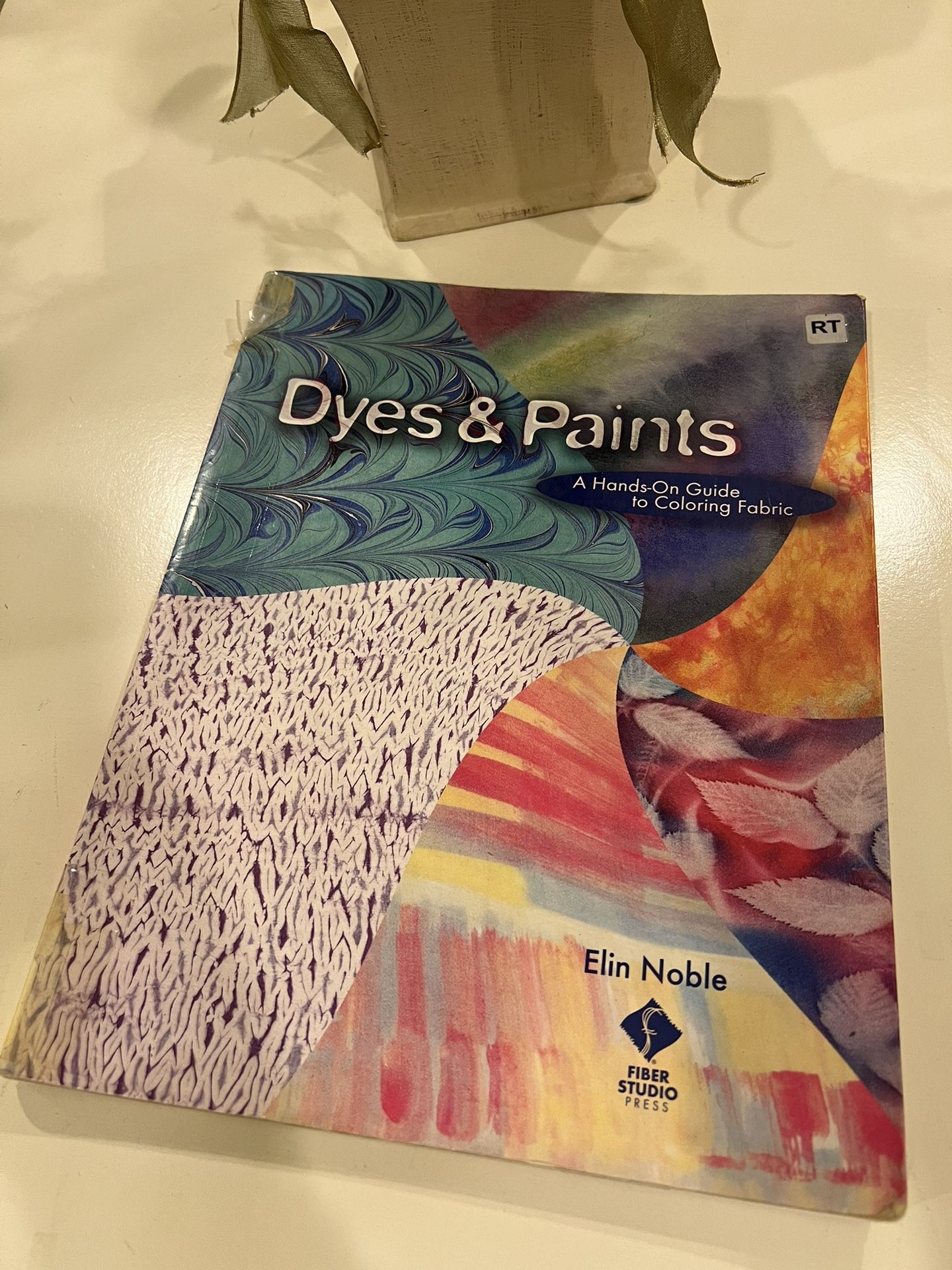 Art Book - Dyes and Paints