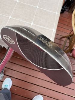 Yes C-Groove Marilyn Putter- $50