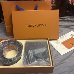 Louis Vuitton Belt And Wallet 