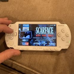 White Modded Sony PSP 1000 w/ Battery And Charger (PS1, PSP, GBA, SNES 700+ Games) 