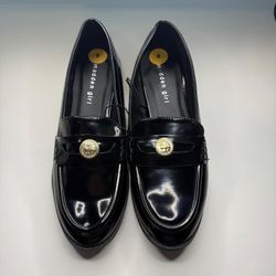 Women's loafers