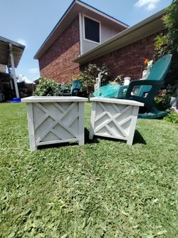 Chippendale planter box set