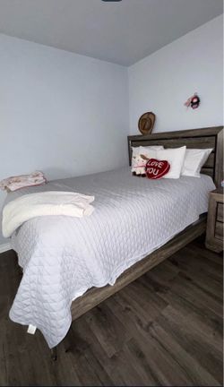 Room set