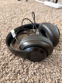 Beats Pro Wireless Noise Cancellation