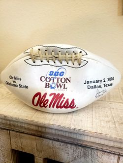 2004 SBC Cotton Bowl Classic Football Signed Eli Manning #10