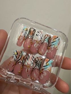 Press-On Nails (floral)