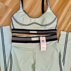 Alo Yoga Set