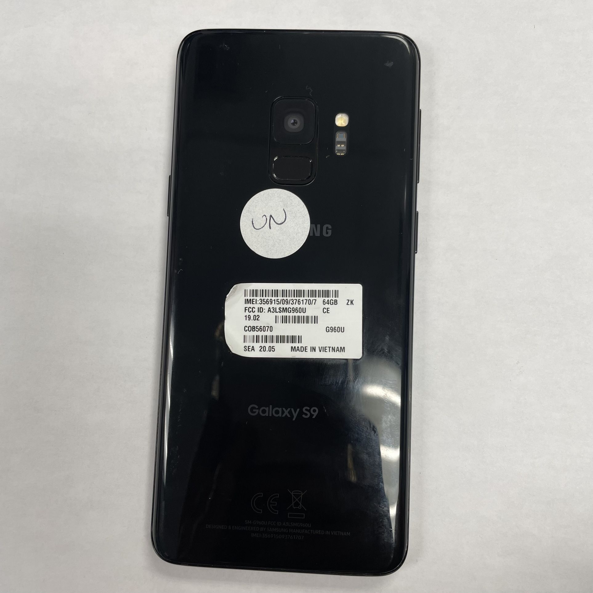 Samsung Galaxy S9 | Unlocked | Comes with store warranty| Free Cable & Charger | Unlocked | Comes with store warranty| Free Cable & Charger