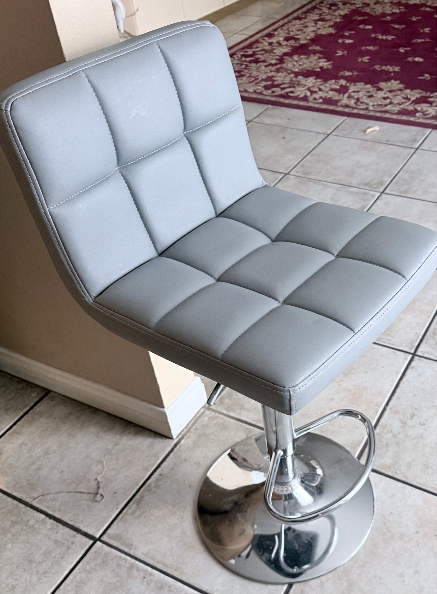 Bar stools chairs