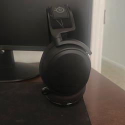 Steel Series Artic 9 Wireless Headphones For Pc