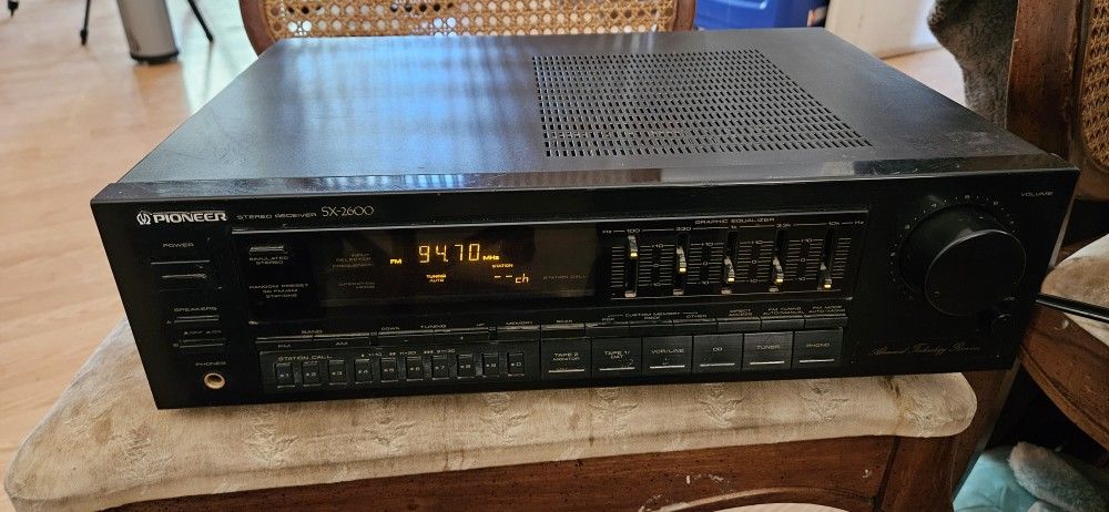 Pioneer SX-2600 Stereo Receiver 1989 Vintage 65w Per Channel