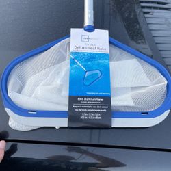 19” Deluxe Leaf Rake