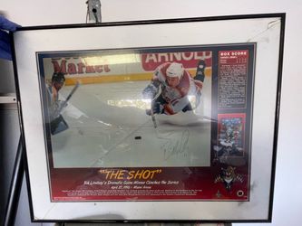 Bill Lindsay Signed 'The Shot' Framed NHL Print