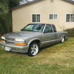 C-notched 2001 s10 With Airbags