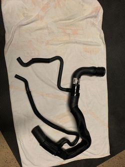 Lower radiator hose for 2011 Chevy 2500HD