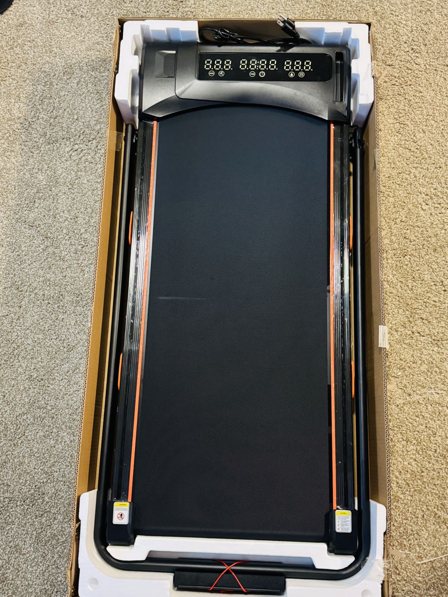 Brand-new folding treadmill, never used! Perfect for turning your home or office into a mini gym — quiet, compact, and powerful.