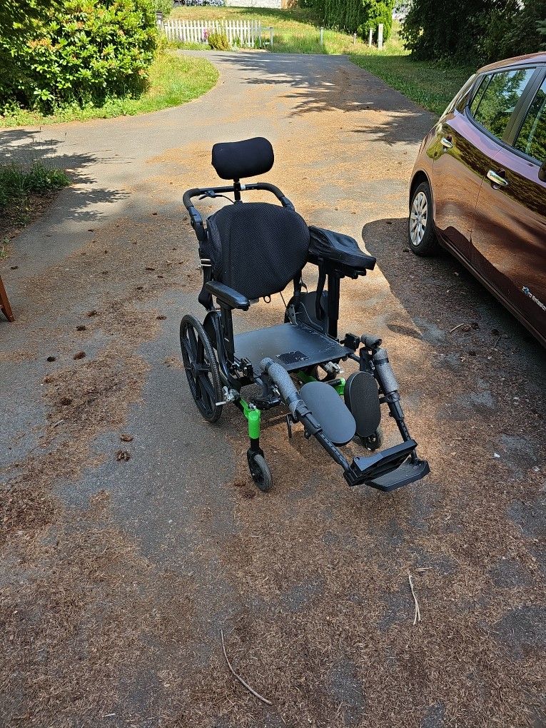 Fuze T50 Wheelchair, No Cushion