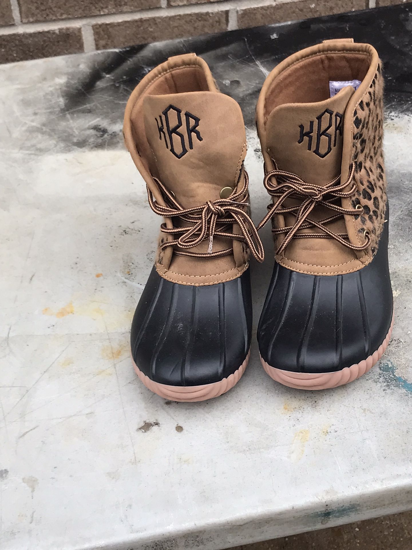 Marley Lilly KBR Water 💦 Proof Booties Size 8