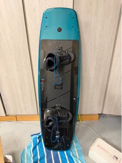 Hyperlite Murray wakeboard