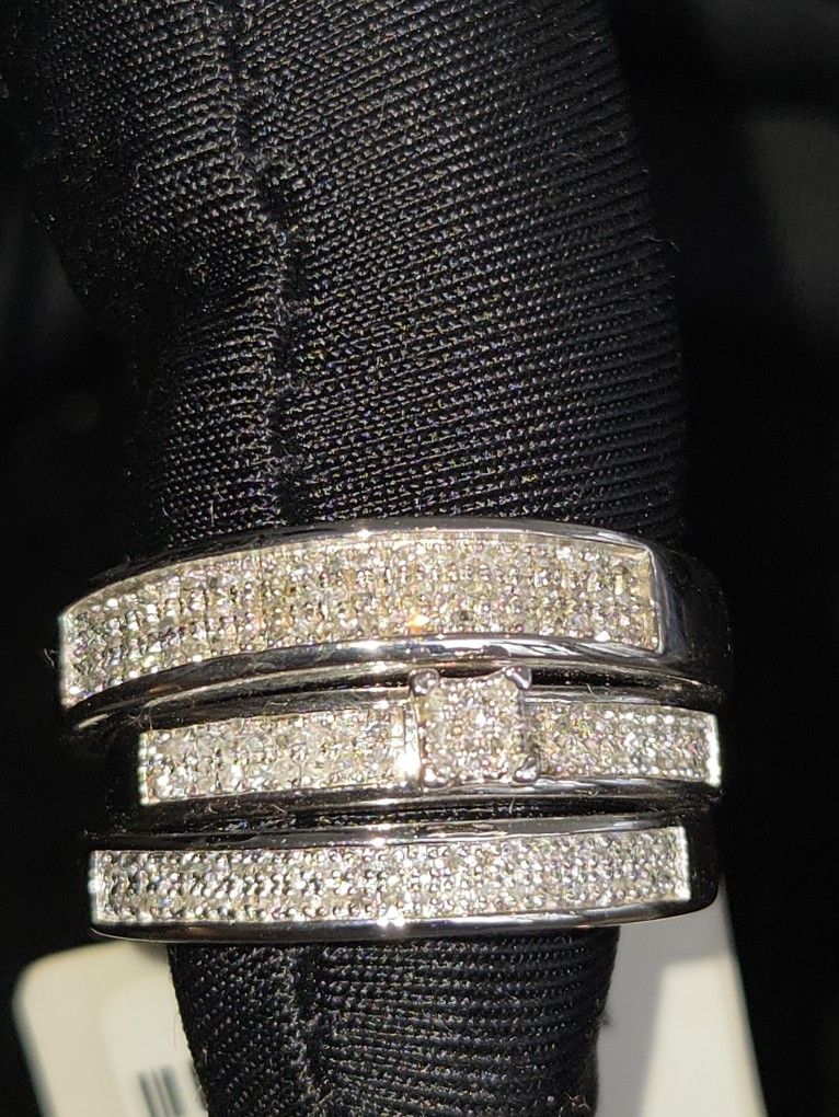 TRIO ENGAGEMENT SET REAL DIAMONDS