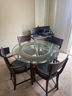 GLASS DINING TABLE SET