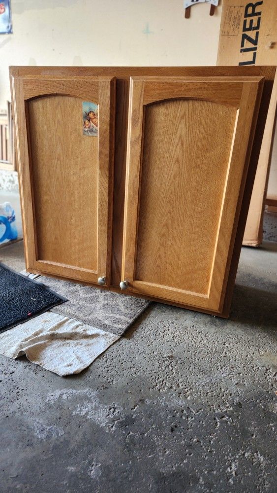 Wood Kitchen Cabinet