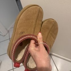 Ugg Size 9 Women’s 