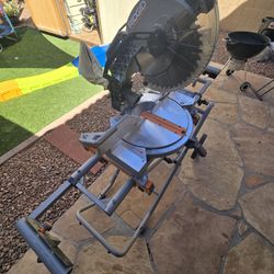 RIDGID
15 Amp Corded 12 in. Dual Bevel Miter Saw with LED Cutline Indicator and stand