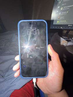 iPhone 14 Pro Max no problems at all works in excellent condition