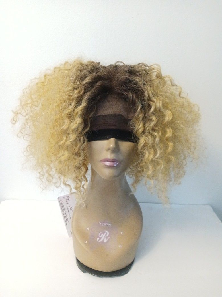 Pure Platinum Dark roots Wig