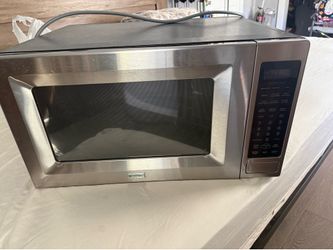 Kenmore Elite countertop microwave