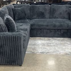 NEW IN BOX Dark Grey Sectional With USB Charging Ports & STORAGE CHAISE & Pull out Bed Finance $54 down pmt