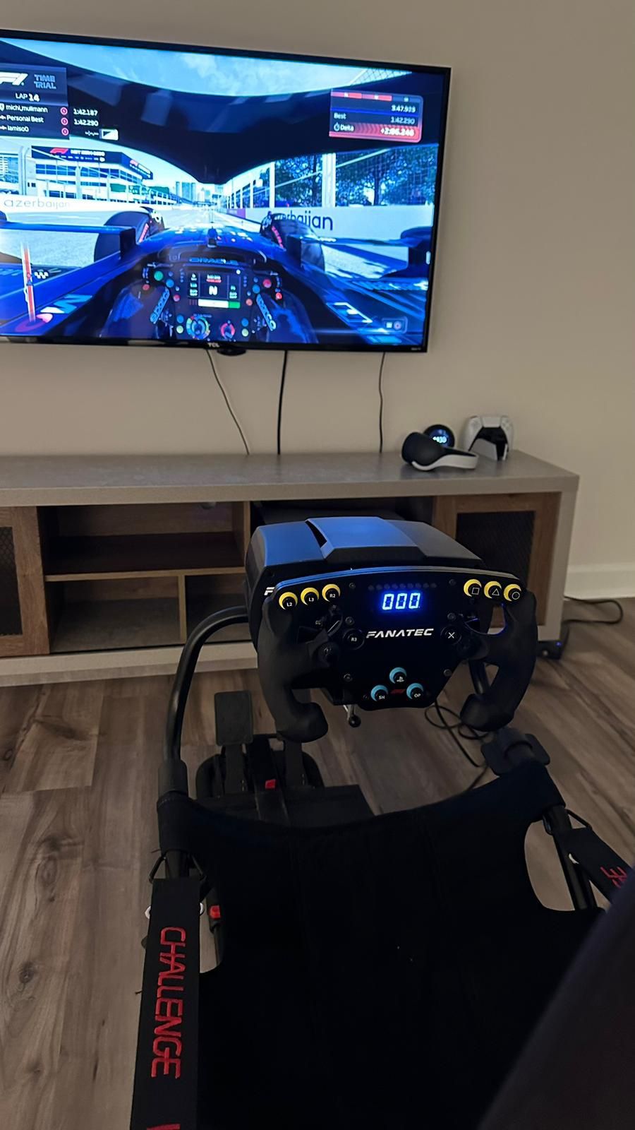 Fanatec csl elite on best sale playseat challenge