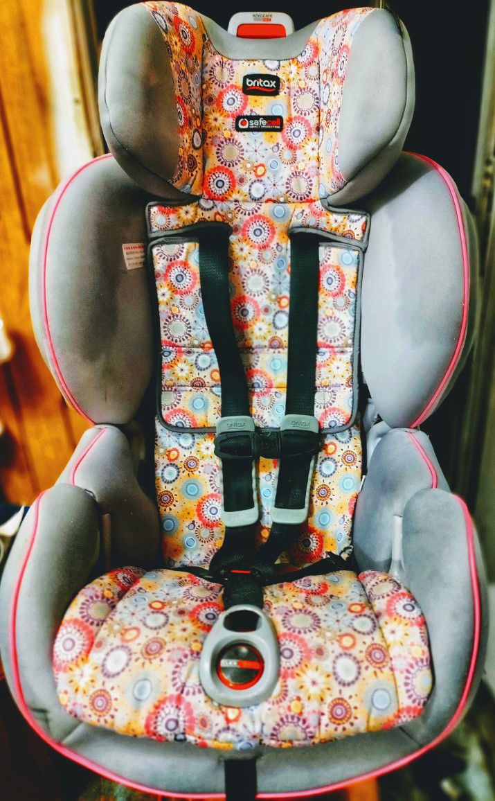 Britax Advocate Clicktight ARB Convertible Carseat. 7 Reclining Positions.  Expires In 2025.