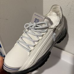Givenchy Men Sneakers Size 9 New 