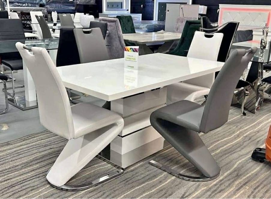 White Table Set 4 Chairs New Modern Design Z Chairs 