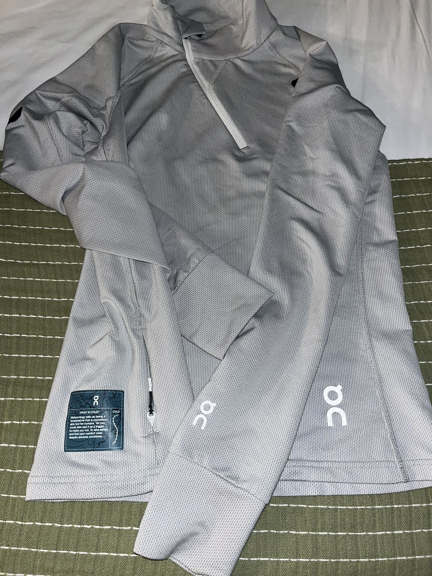 Woman Runs On Clouds Sport Sz XS