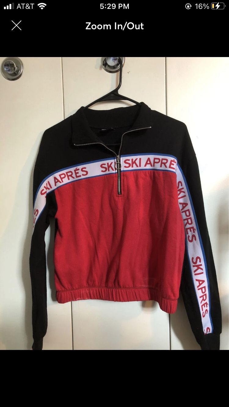 quarter zip crop top