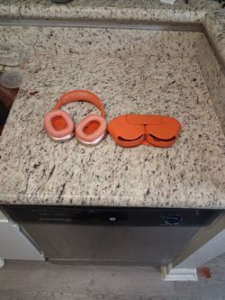 Airpods Pro Max Orange