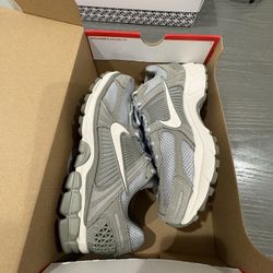 Nike Zoom Vomero 5