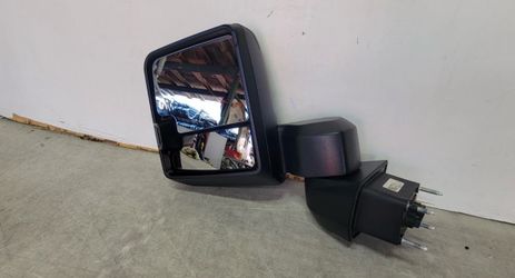 2020 2025 CHEVROLET SILVERADO 2(contact info removed) SIERRA 2(contact info removed) LEFT SIDE MIRROR OEM