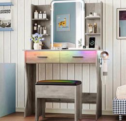 Vanity set
