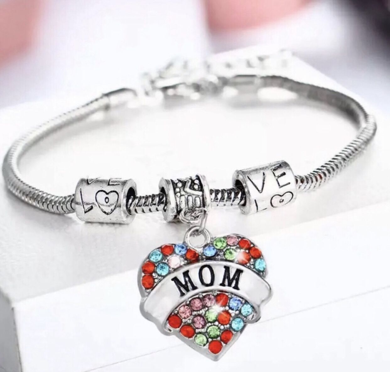 Mom Crystal Heart Charm Bracelet 