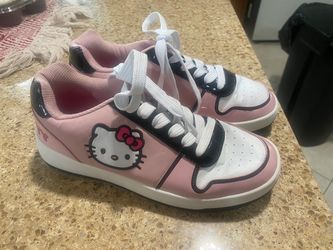 Hello Kitty Shoes