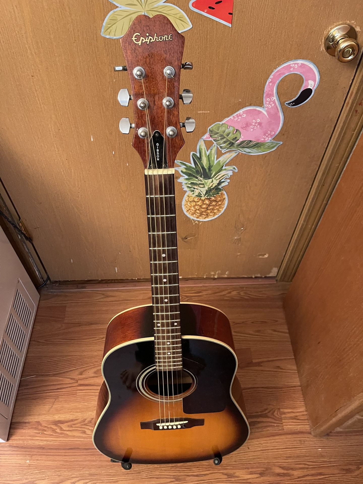 Epiphone Acoustic Guitar Model AJ 15VS