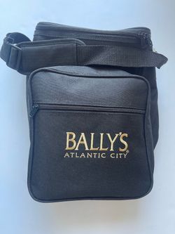 Bally’s Atlantic City Cheese & Wine Insulated Cooler with Various Utensils