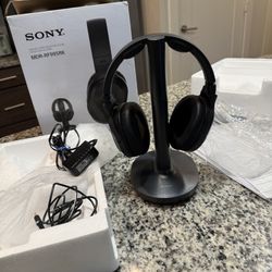 Sony MDR-RF995RK Wireless Home Theater Headphones - Like New in Box