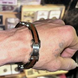A Really Really Nice Italgem Steel Wood Inlay 9” Bracelet 