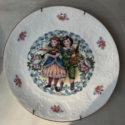 RARE FIND! VINTAGE "Sweet Music" 1981 VALENTINES DAY Collectors plates